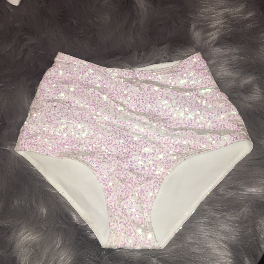SOLD!!!! J.valentine rave bottoms